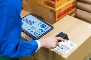 บาร์โค้ดคือ การเก็บข้อมูลสินค้าในรูปแบบที่เครื่องจักรอ่านได้