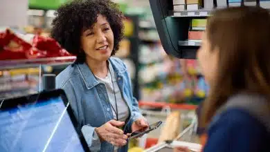 หนึ่งในจุดเด่นของการเข้าร่วมโครงการมิตรแท้โชห่วย คือ ไม่มีค่าแรกเข้า และไม่ผูกมัดแบบแฟรนไชส์ เจ้าของร้านจึงไม่ต้องลงทุนก้อนใหญ่ตั้งแต่เริ่มต้น และมีอิสระในการตัดสินใจทางธุรกิจอย่างเต็มที่