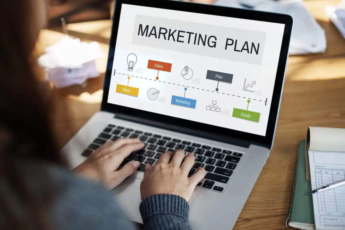 กลยุทธ์การขายช่วยให้ได้เปรียบในการแข่งขันทางการตลาด