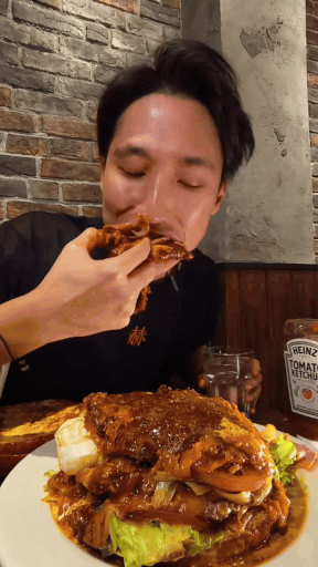 ยูทูบเบอร์กินจุ เคยเกือบตาย กินเบอร์เกอร์ จนกระเพาะขยายทับตับอ่อน แอดมิตรพ.ด่วน