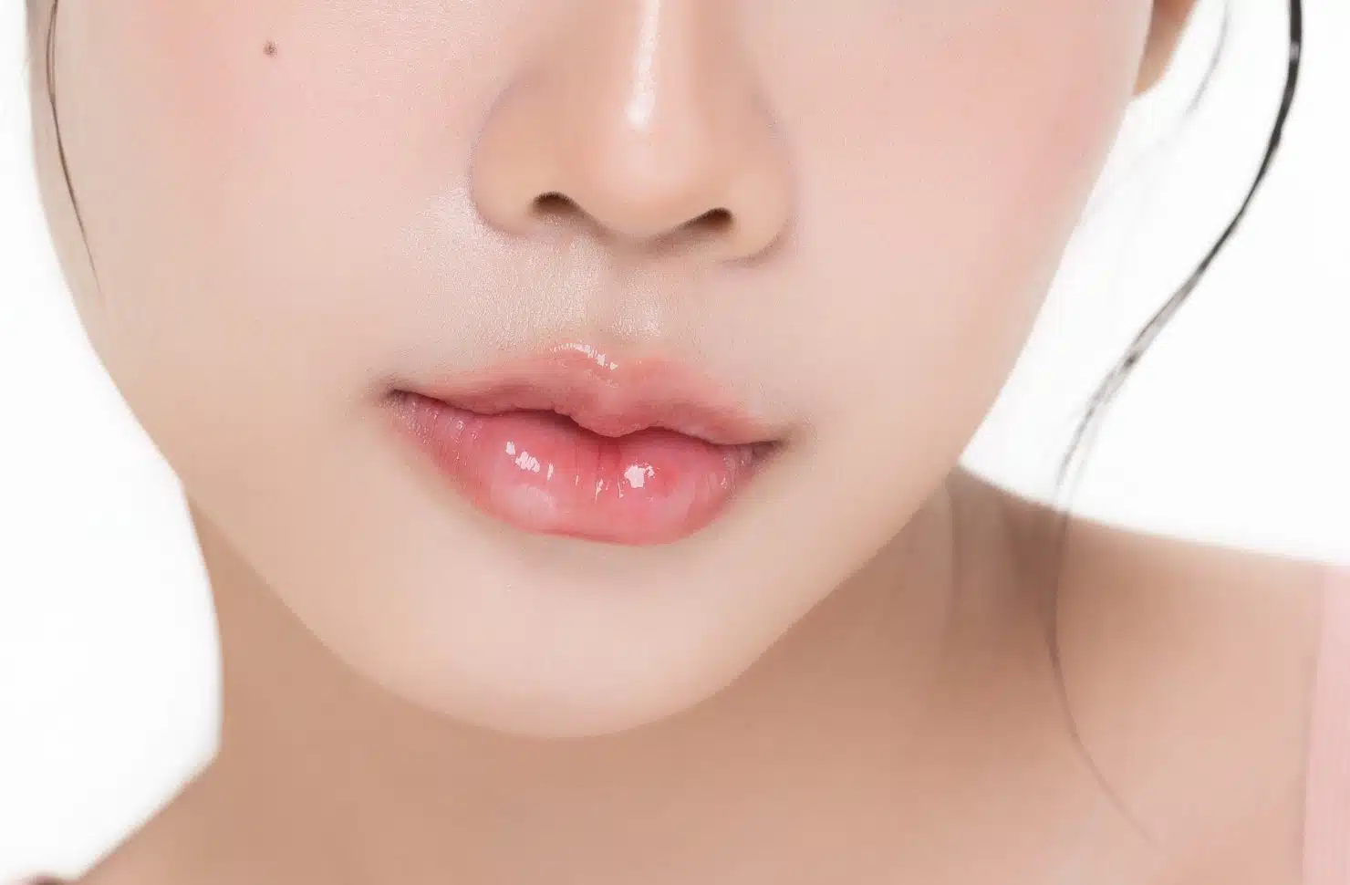 ฉีดฟิลเลอร์ปากเกาหลี