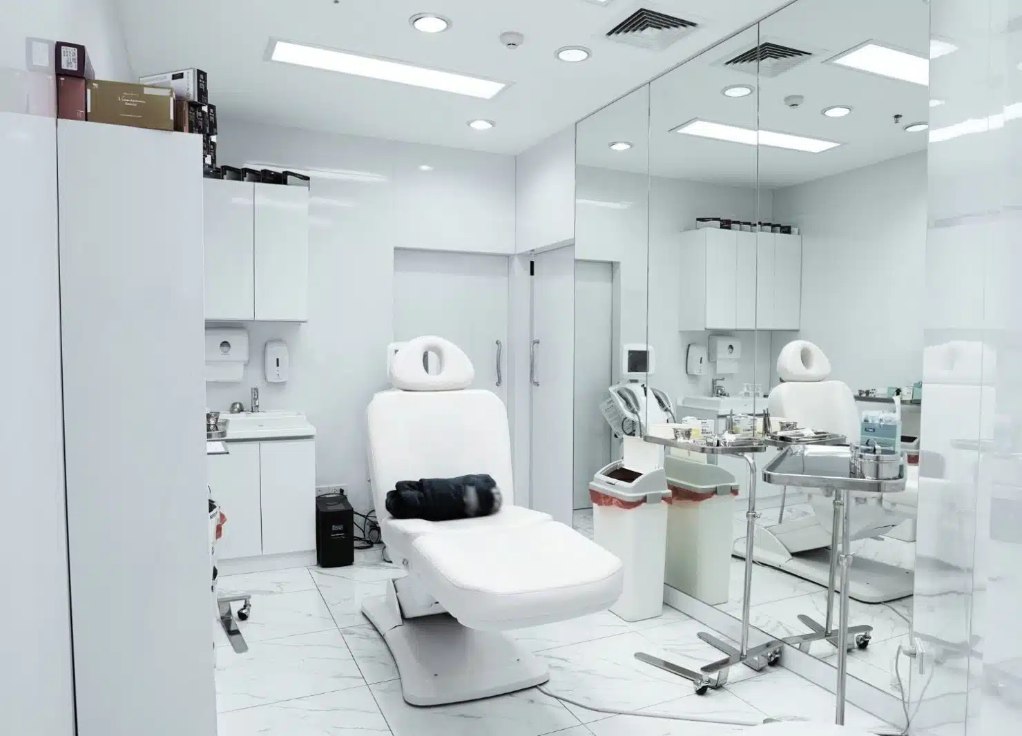 ฉีดฟิลเลอร์ร่องแก้ม ที่ไหนดี