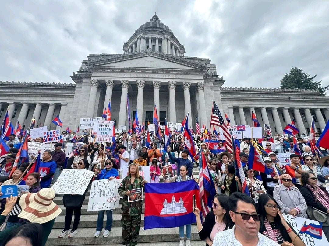 ชาวกัมพูชาประท้วงในต่างประเทศ