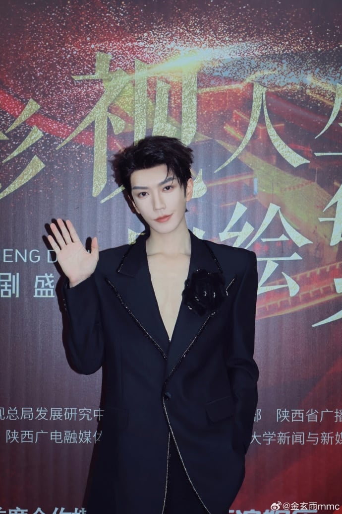 ทำความรู้จัก จินเสวียนอวี่ พระเอกซีรีส์จีนแนวตั้ง ขวัญใจคนใหม่ของแม่ ๆ ชาวไทย-8