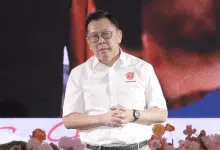 "จตุพร" เปิดตัว "พรรคโอกาสใหม่" พร้อมจับมือทุกพรรคที่ไม่ก้าวล่วงสถาบัน