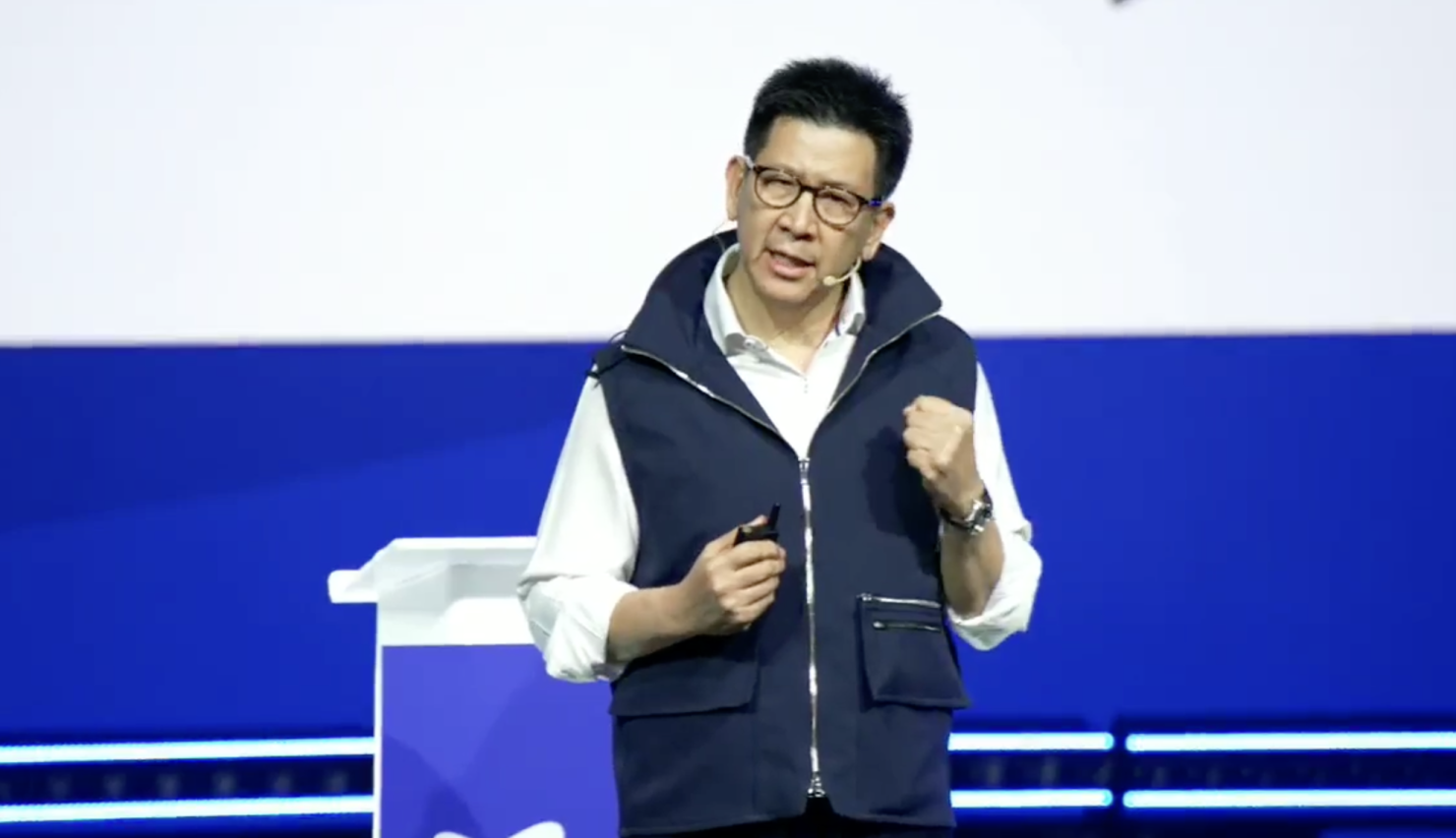 ‘อนุทิน’ หลั่งน้ำตา นำ ‘ภูมิใจไทย’ สู้ศึกเลือกตั้ง ชูนโยบาย ‘ทหารอาสา-คนละครึ่งพลัส’ มั่นใจนั่งนายกฯ