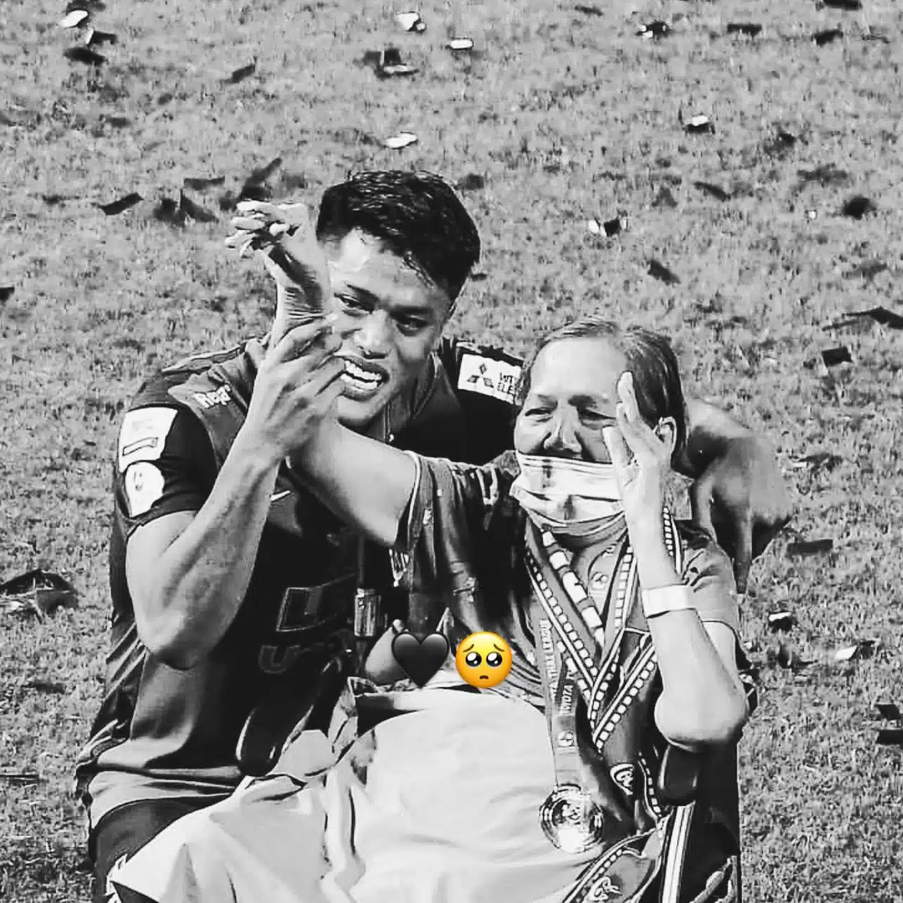 สิโรจน์ ฉัตรทอง สูญเสียแม่-4