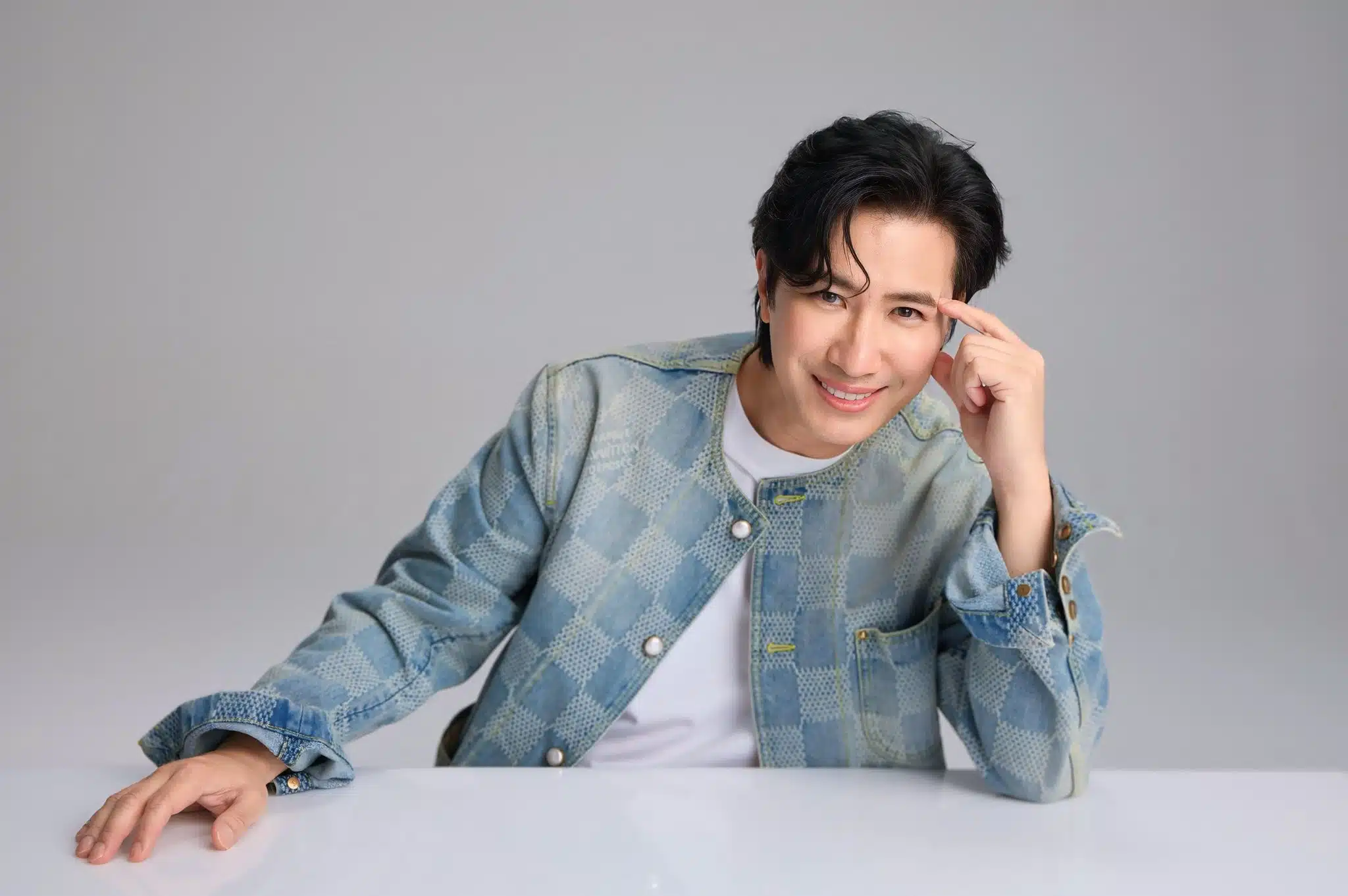 หนุ่ม กรรชัย