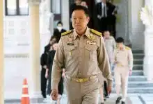 อนุทินสวมชุดสีกากี เดินทางเข้าตึกไทยคู่ฟ้าวันนี้ 9 ธ.ค. 2568