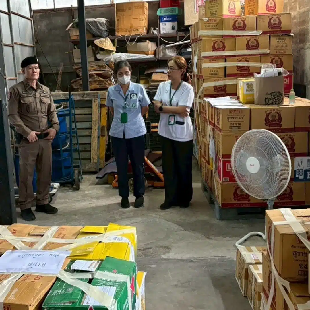 อย. บุกทลายโรงงานผลิตยาผีบอกคนเฒ่าลืมไม้เท้า-3