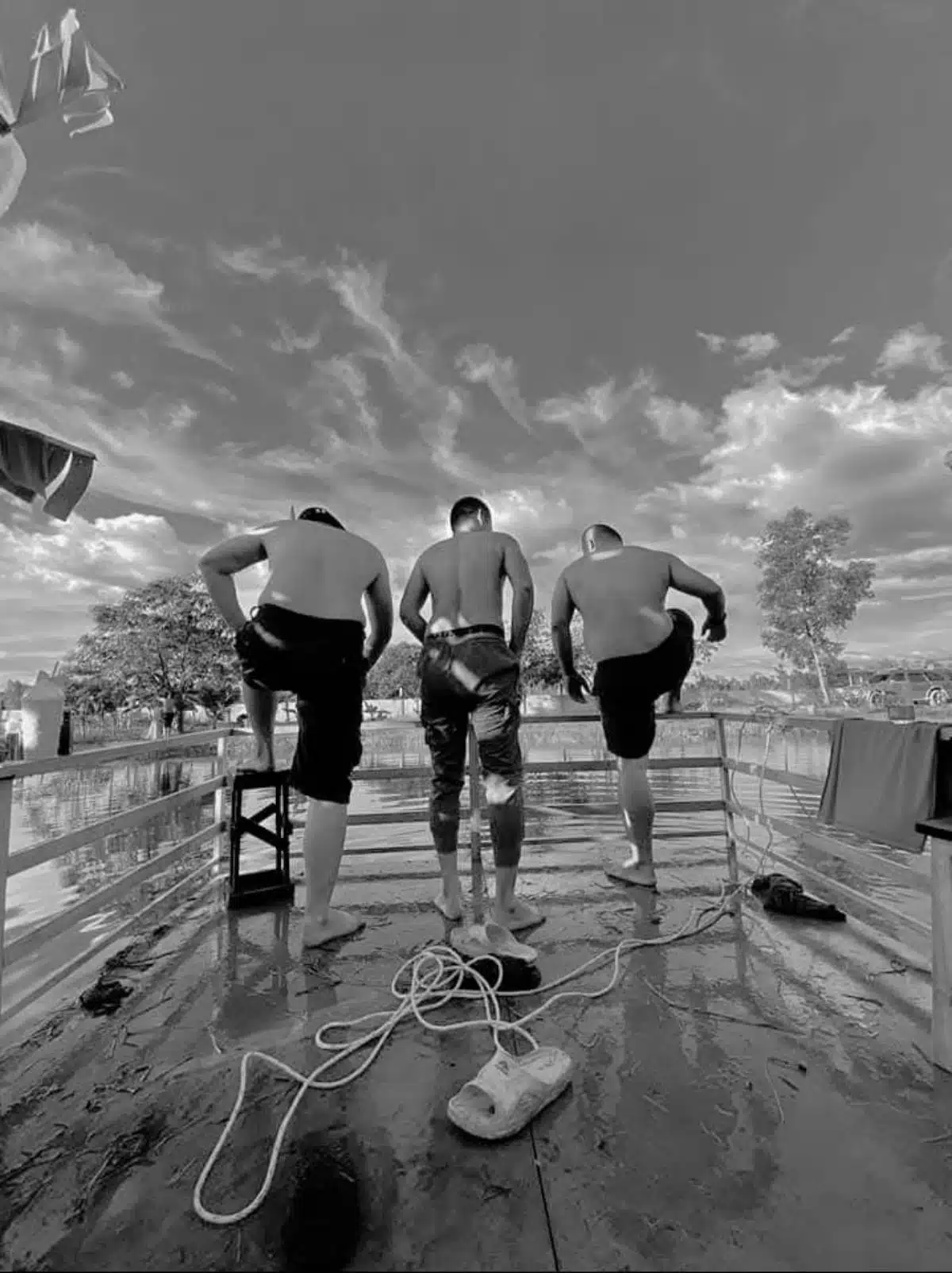 อาลัยจ่าเพียว