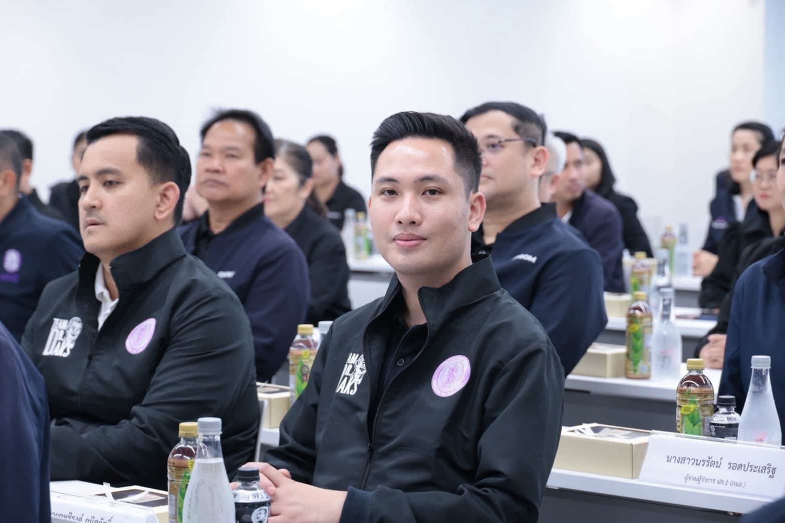 นายฤทธิรงค์ ภูมิสวัสดิ์ ผู้สมัคร สส. พรรคภูมิใจไทย มหาสารคาม