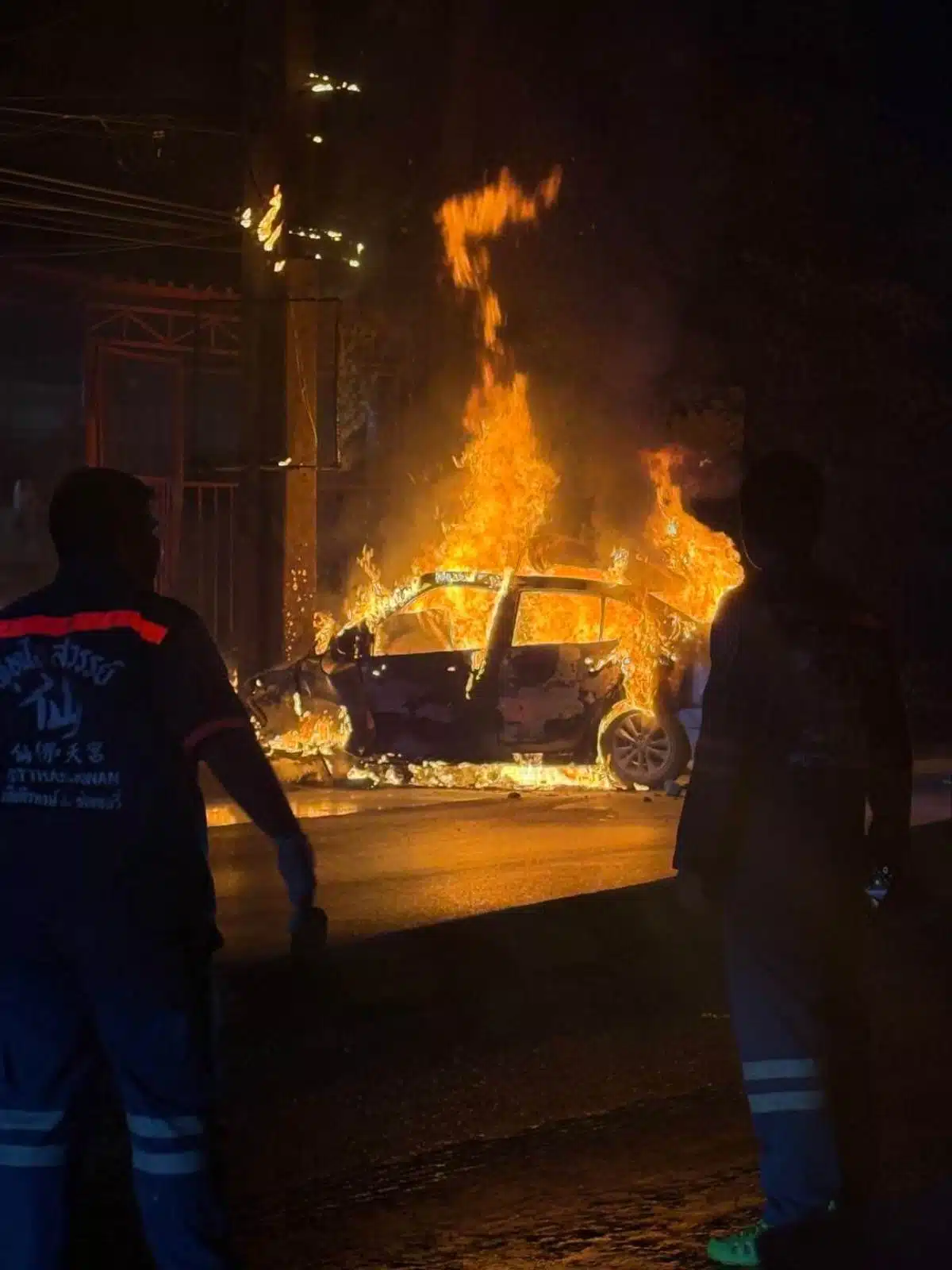 ภาพข่าวเฟซบุ๊กแฟนเพจข่าวอโยธยา อุบัตเหตุรถไฟไหม้คลอกคนขับ