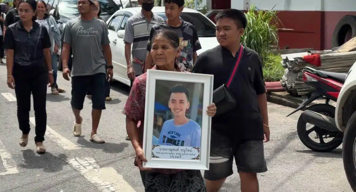 แม่ร้องขอความเป็นธรรม คดี “น้องผักกาด” ถูกยิงเสียชีวิต หวั่นคดีล่าช้า ขอเปลี่ยนชุดทำคดี