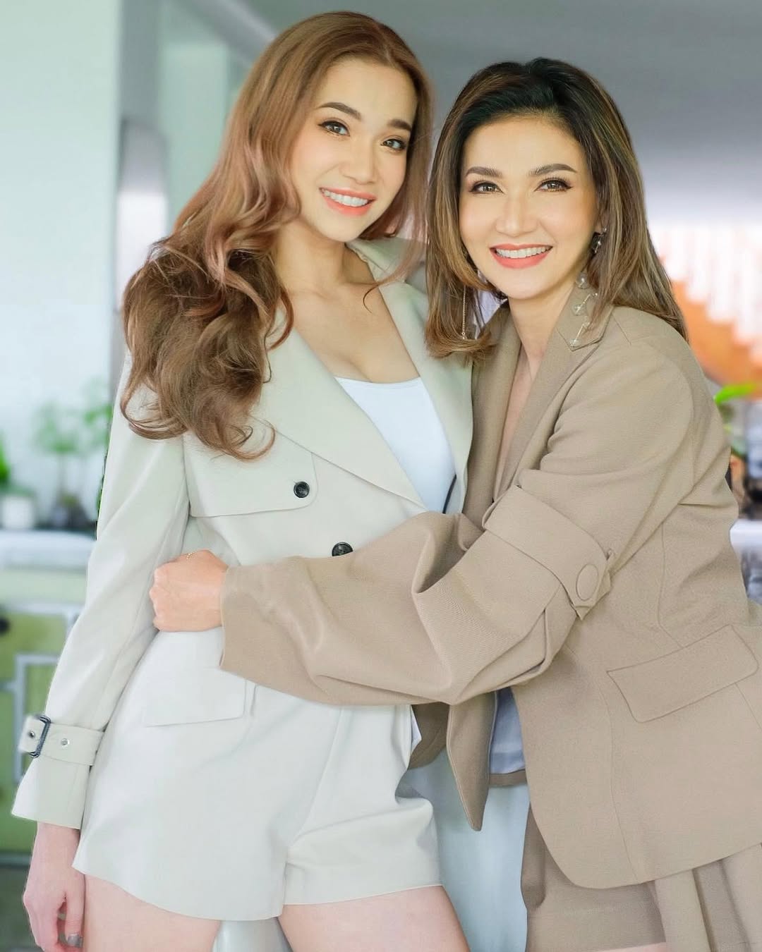 นนนี่ ลูกสาว แอน สิเรียม-5