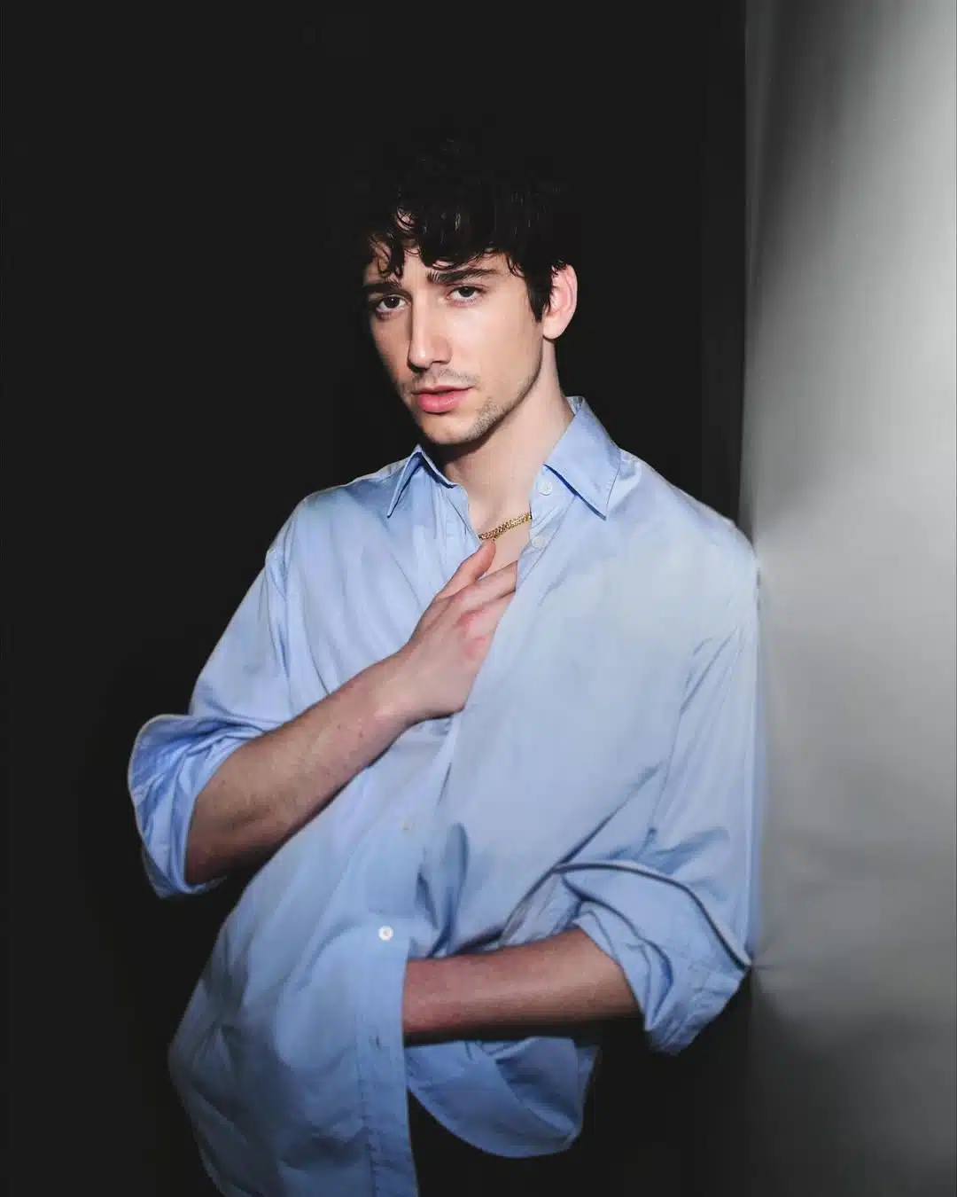 Milo Manheim พระเอก ราพันเซล ไลฟ์แอ็คชั่น