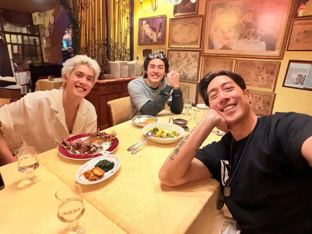 เจ เจตริน และ ครอบครัว-2