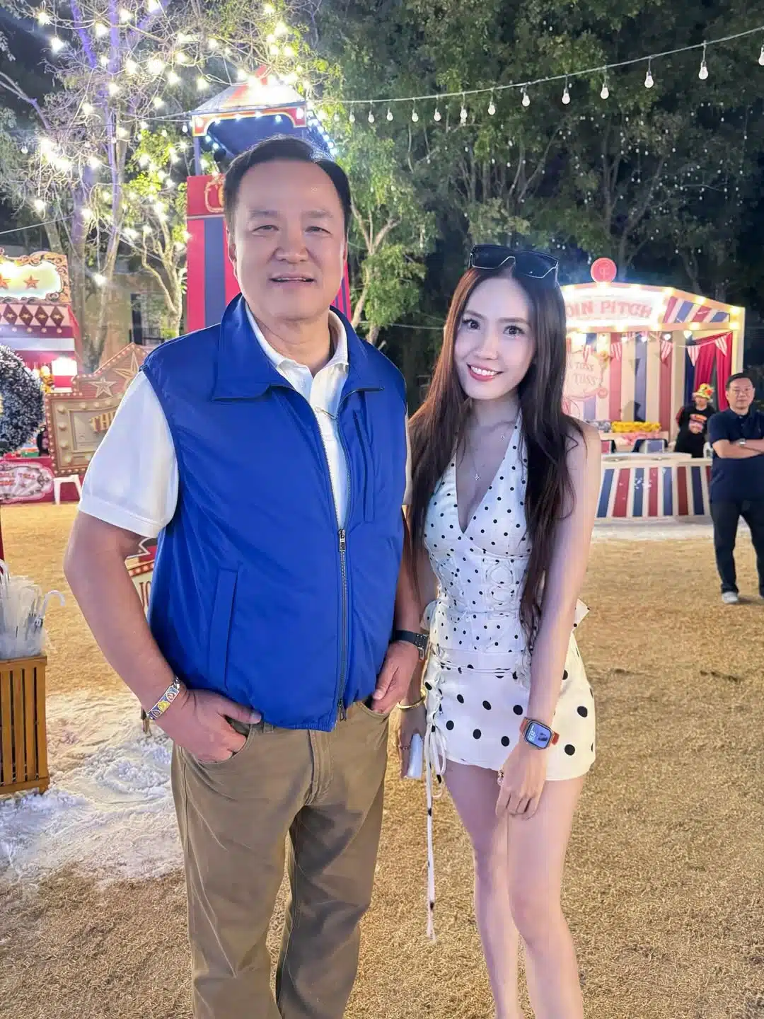 บอลลูน พินทุ์สุดา โพสต์ภาพคู่ เป๊ก เศรณี-อนุทิน วันปีใหม่ แฟนๆ หลุดโฟกัสแห่ชมความสวย-4