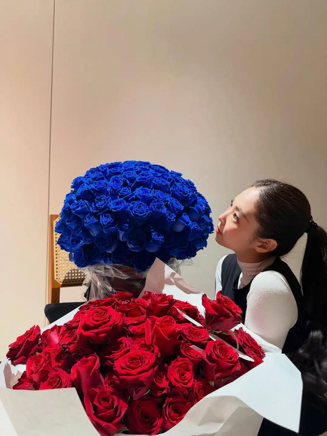 แม่เจนนี่ให้ดอกไม้ในวันเกิดครบรอบ 30 ปี-2