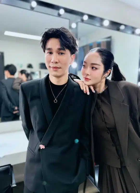 พีทบอกว่าเขาไม่ได้ถามเรื่องส่วนตัวเพราะไม่ใช่เรื่องของเขา