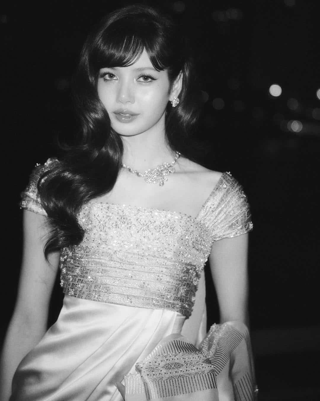 ชุดลิซ่า Amazing Thailand -5