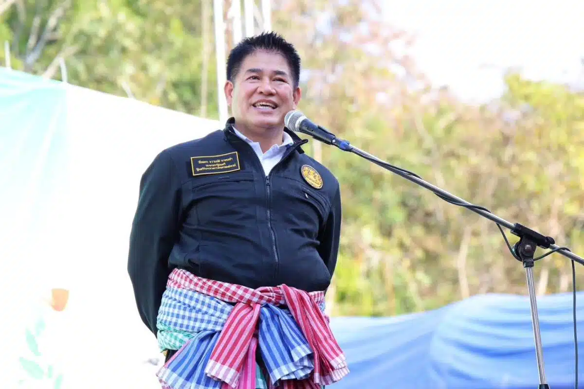 ธรรมนัสฟ้องรักชนกพรรคประชาชน