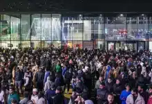 แกงหม้อใหญ่ ชาวบ้านแห่รอเก้อดู พลุปีใหม่ทิพย์ เชื่อข่าวปลอมว่อนเน็ต