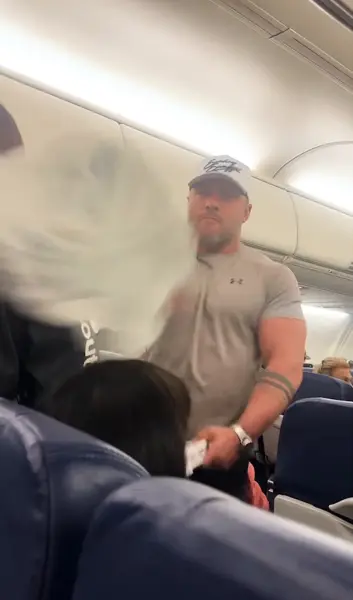 southwest-airlines-passengers-meltdown-gone-119375178