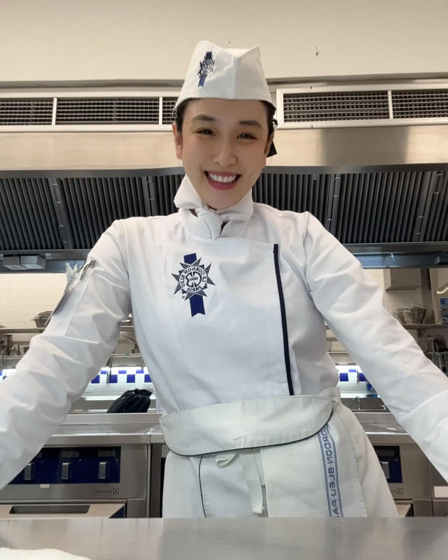 กระติ๊บ ชวัลกร วรรธนพิสิฐกุล