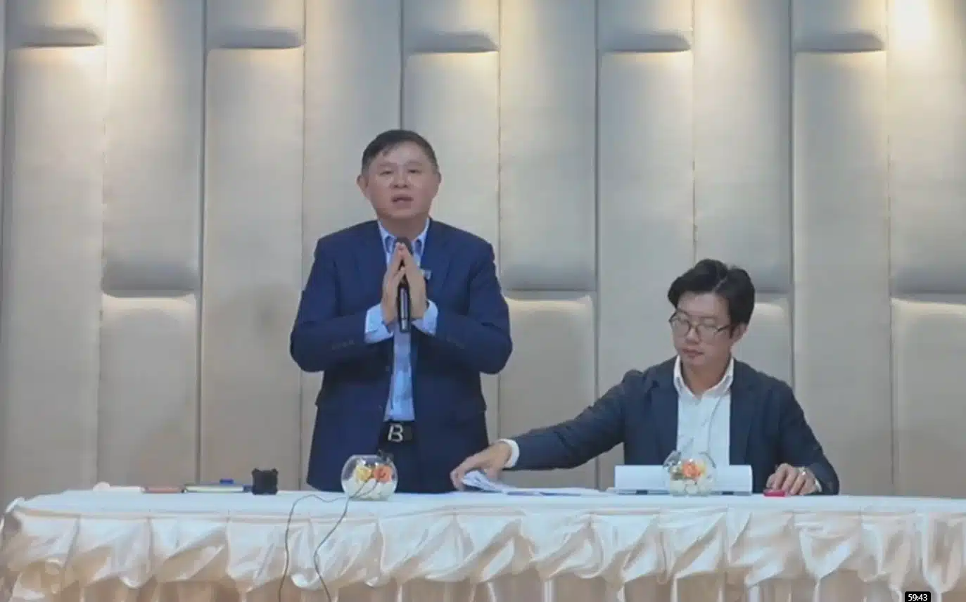 ทนายแก้ว เปิดหน้ายอมรับ กอด-จูบ ลูกสาวเจ้าของร้านสูทจริง ปัดล้วงตามที่เป็นข่าว-1