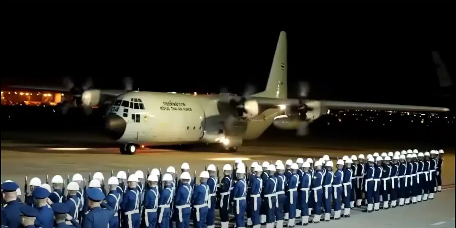 ทะเบียนรถ-เลขเครื่องบิน เคลื่อนร่าง 2 นักบิน AT-6TH หลังประสบอุบัติเหตุตกระหว่างฝึก-6