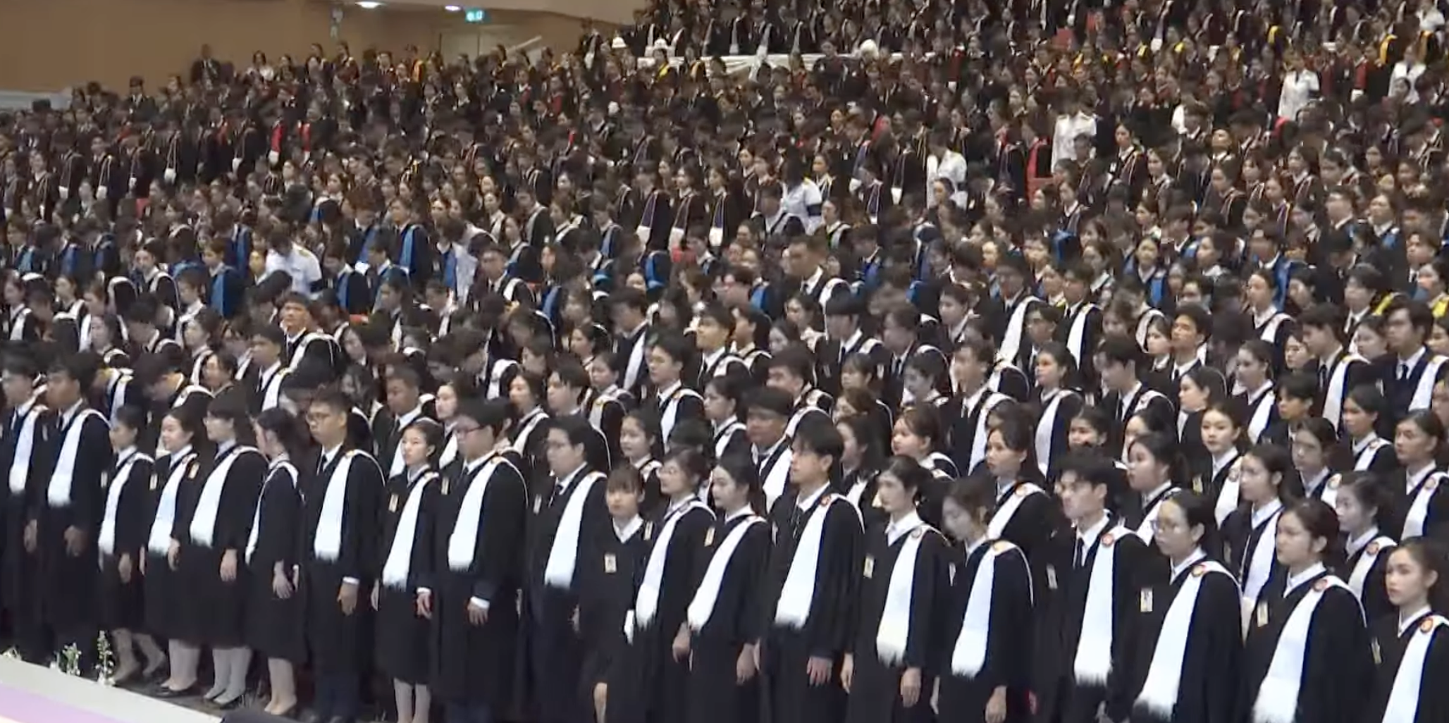 เลขมงคล ทะเบียนรถ ในหลวง-พระราชินี เสด็จฯ มหาวิทยาลัยธรรมศาสตร์ พระราชทานปริญญาบัตร 2569 