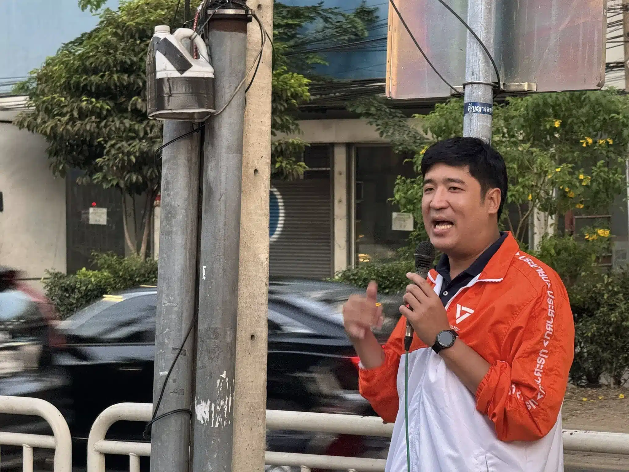 เท่าพิภพ ลิ้มจิตรกร