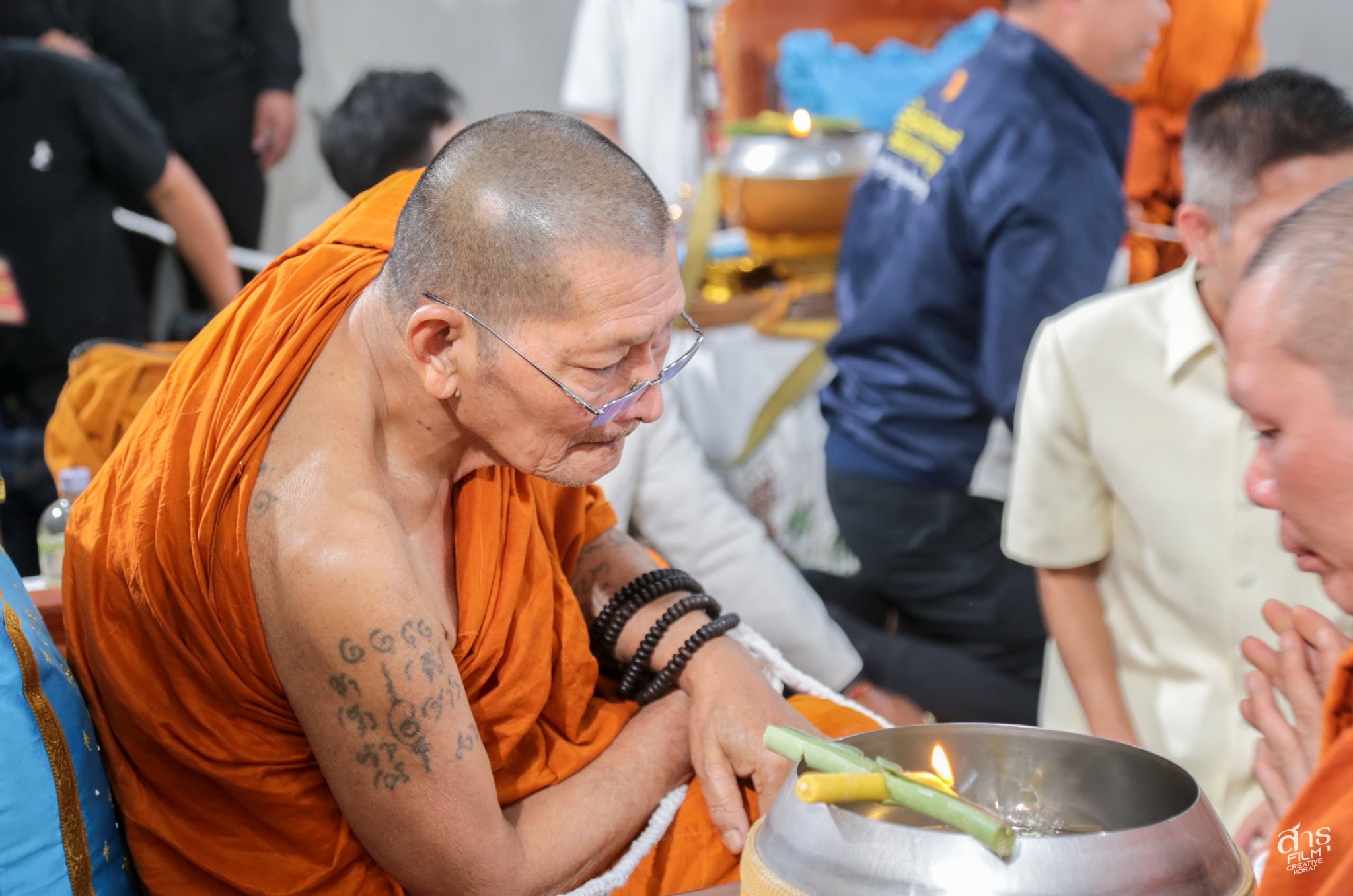 เลขขันน้ำมนต์ หลวงปู่ศิลา ในพิธียกช่อฟ้าโบสถ์มหาอุตม์ วัดบ้านโนนเดื่อ ร้อยเอ็ด-4