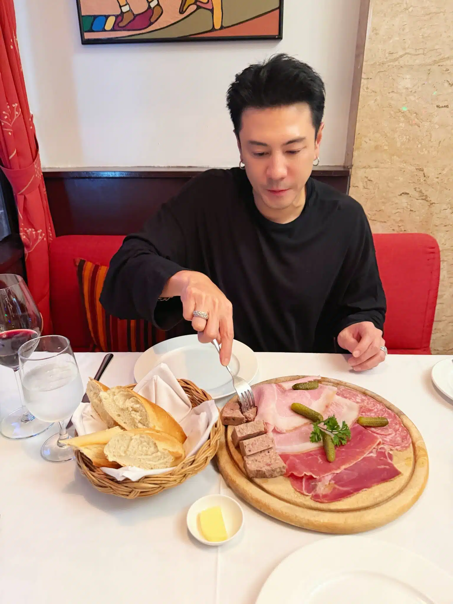 โดม โพสต์ภาพ ทานข้าว ภรรยา-1