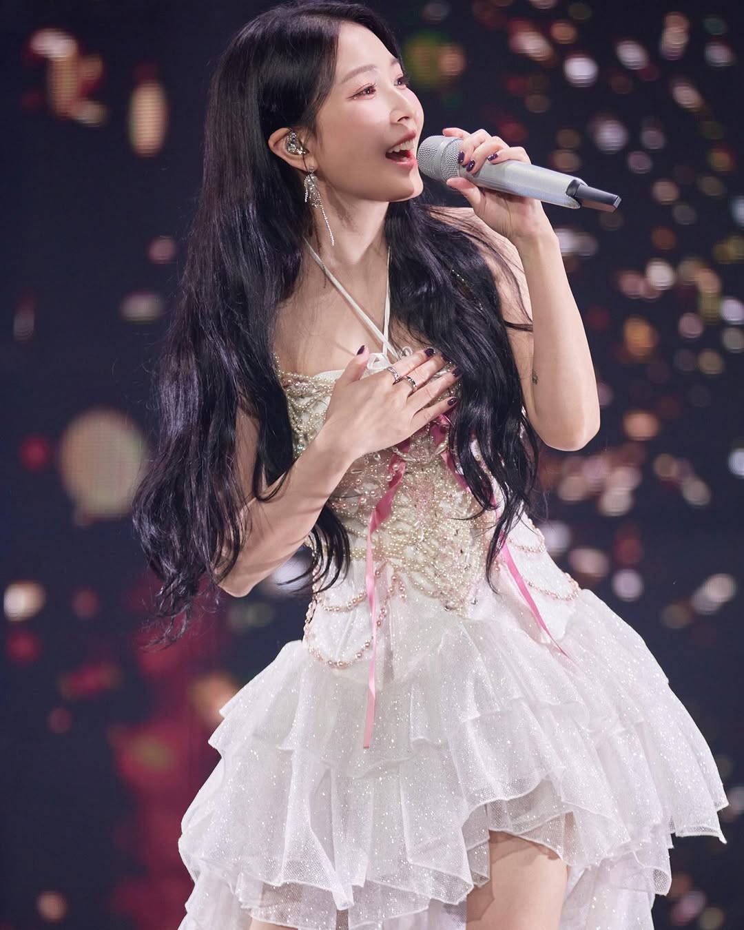 โบอา (BoA) ราชินีแห่งเคป็อปขณะแสดงคอนเสิร์ต