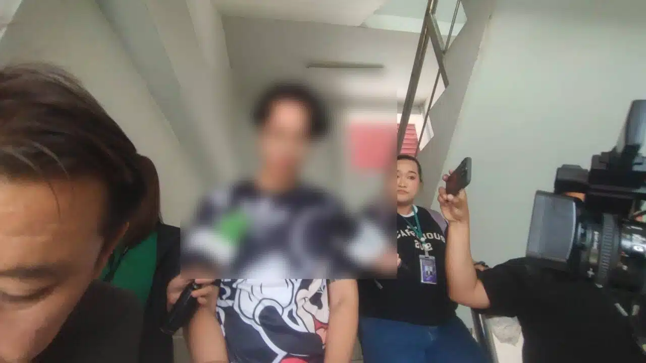 พลเรือนที่ไปร่วมปล้นเงินแปดแสนกัญชาร้อยกิโล