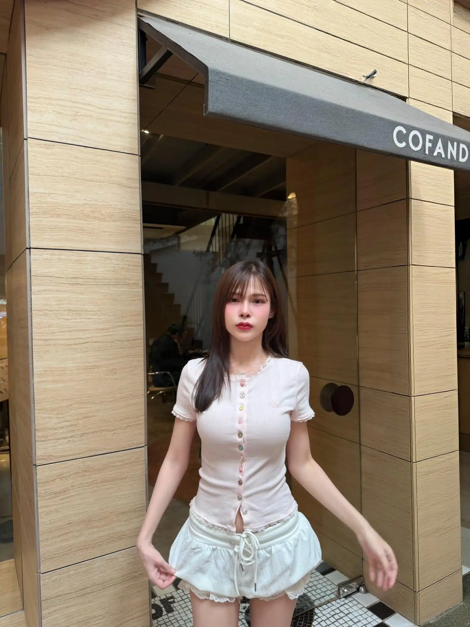 ความสวยของคุณฟ้า ทำให้ชาวเน็ตแห่ขอวาร์ปทันที