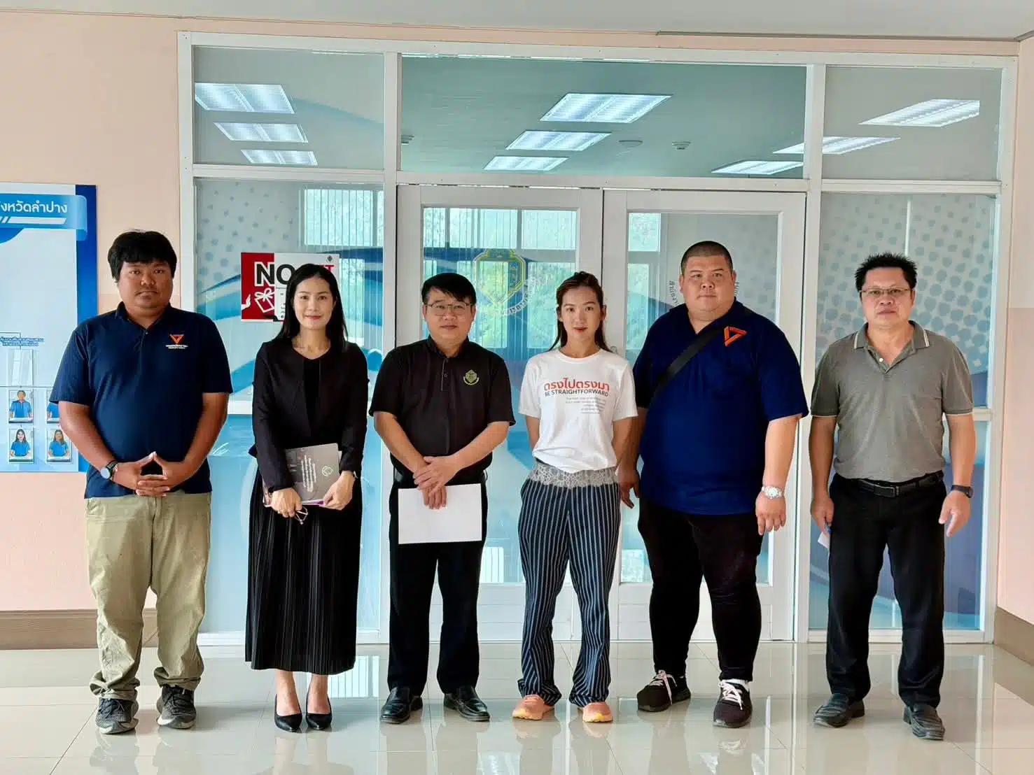 ประชาชนในลำปาง เขต 2 สามารถแจ้งเบาะแสเกี่ยวกับบัตรเสีย 7,400 ใบ