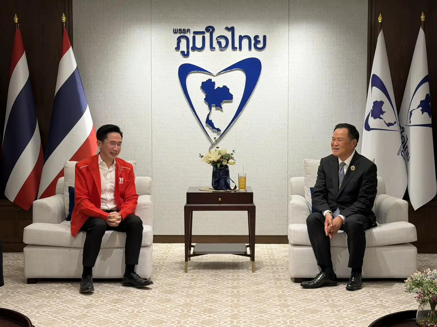 ยศชนัน ร่วมรัฐบาลภูมิใจไทยของอนุทิน ชาญวีรกูล