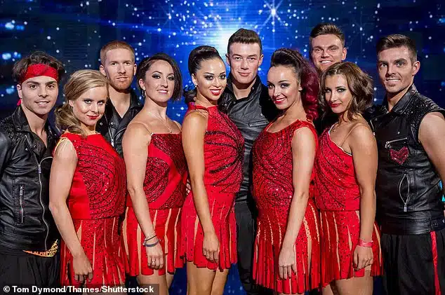 เคอร์รีถูกนำส่งโรงพยาบาลและแสดงอาการเครียดอย่างหนัก