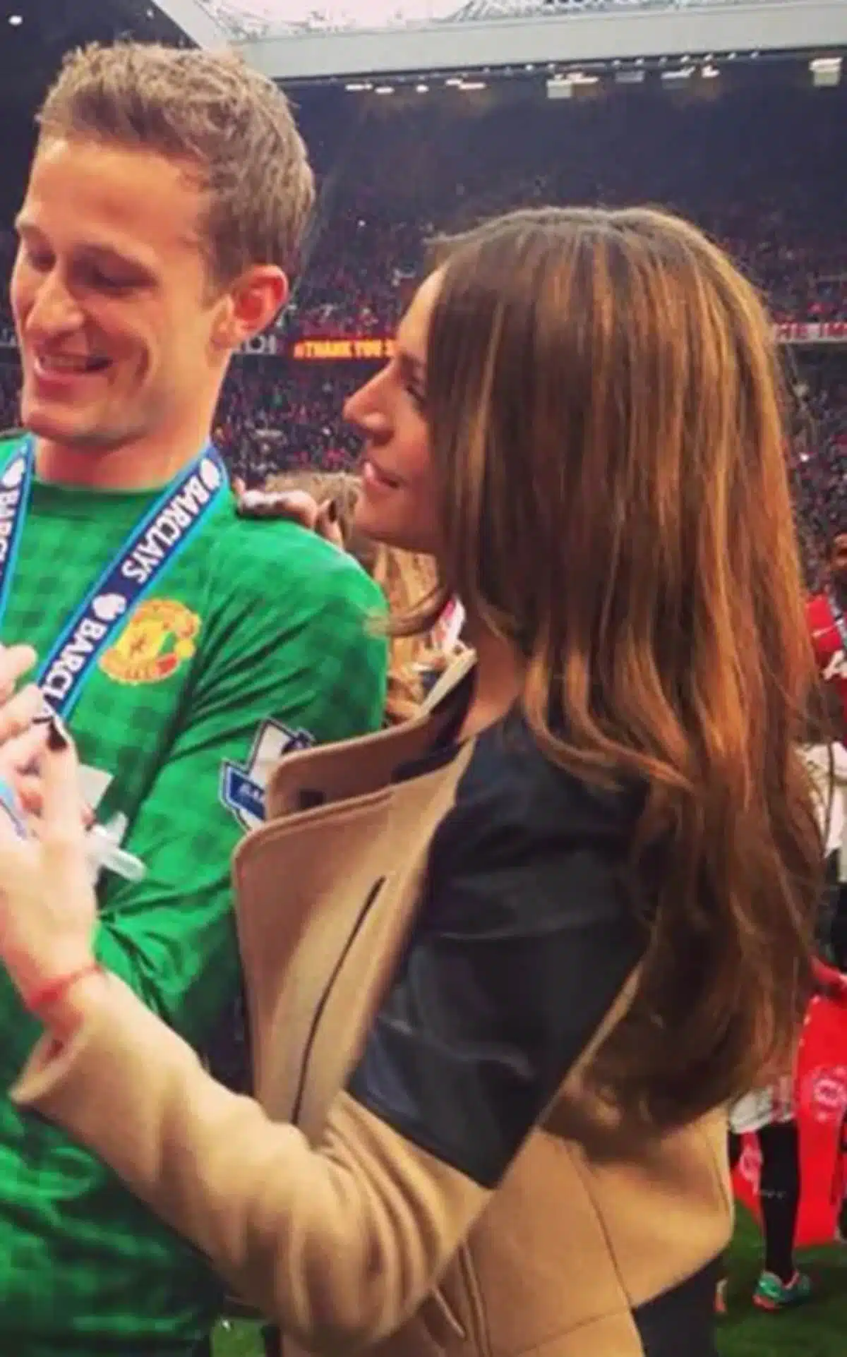 มิสเซ เบกิรี่ เอปสตีนแฟ้มลับ