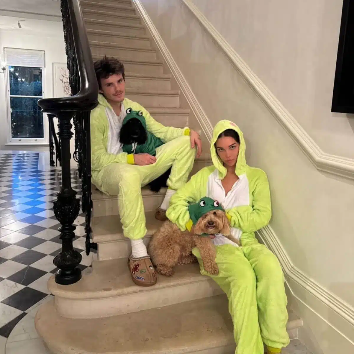 ครูซ เบ็คแฮม แจ๊คกี้ อาโพสเทล