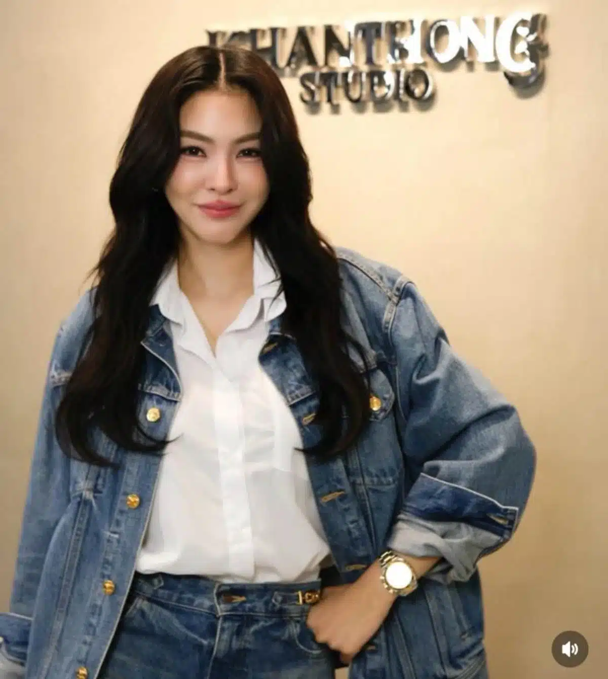 Exclusive ประสบการณ์ตัดผมราคา 85,000 บาท กับฝ้าย พีรญา