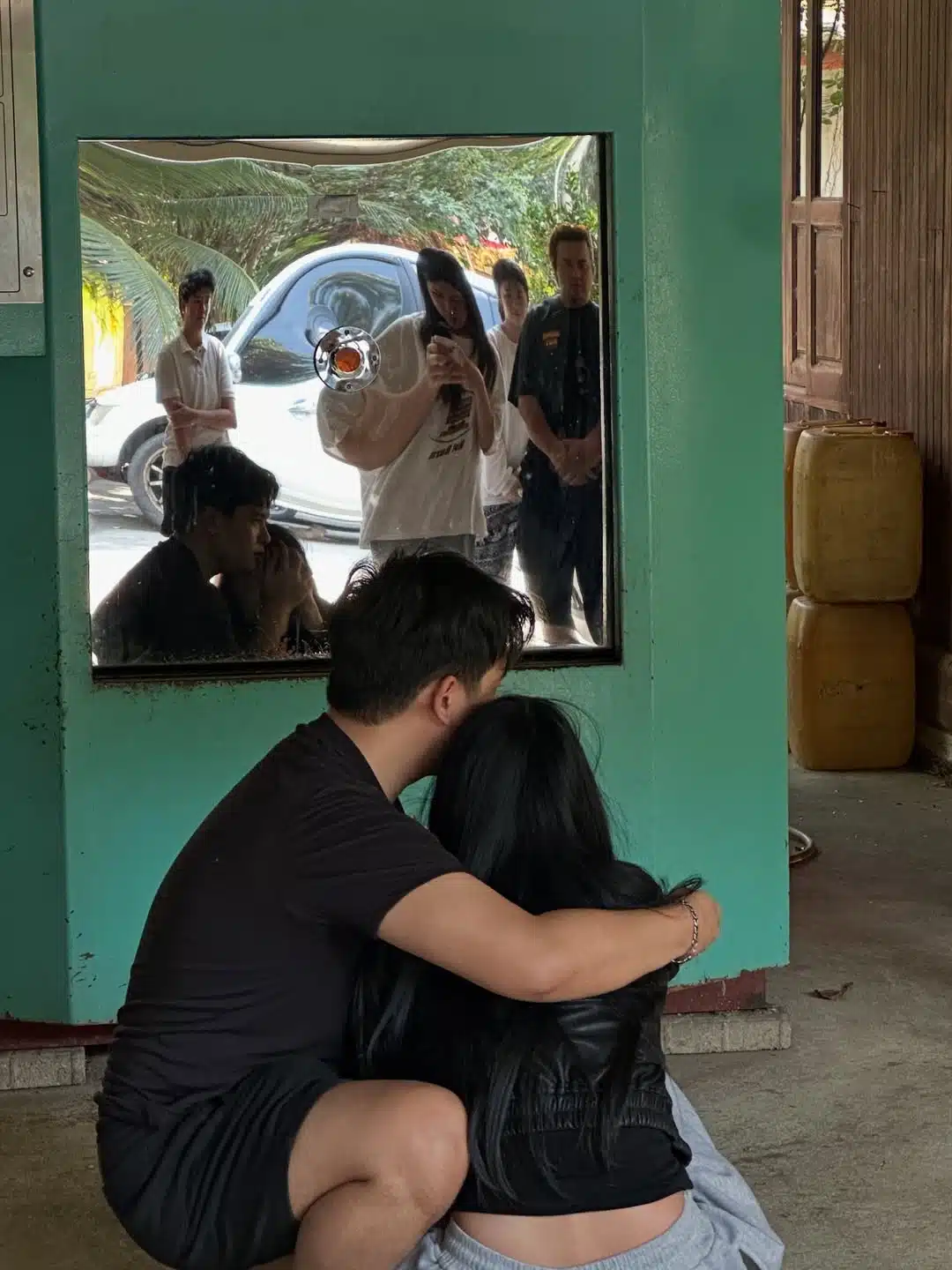 พลอย เจ้าของไข่ขาว-2