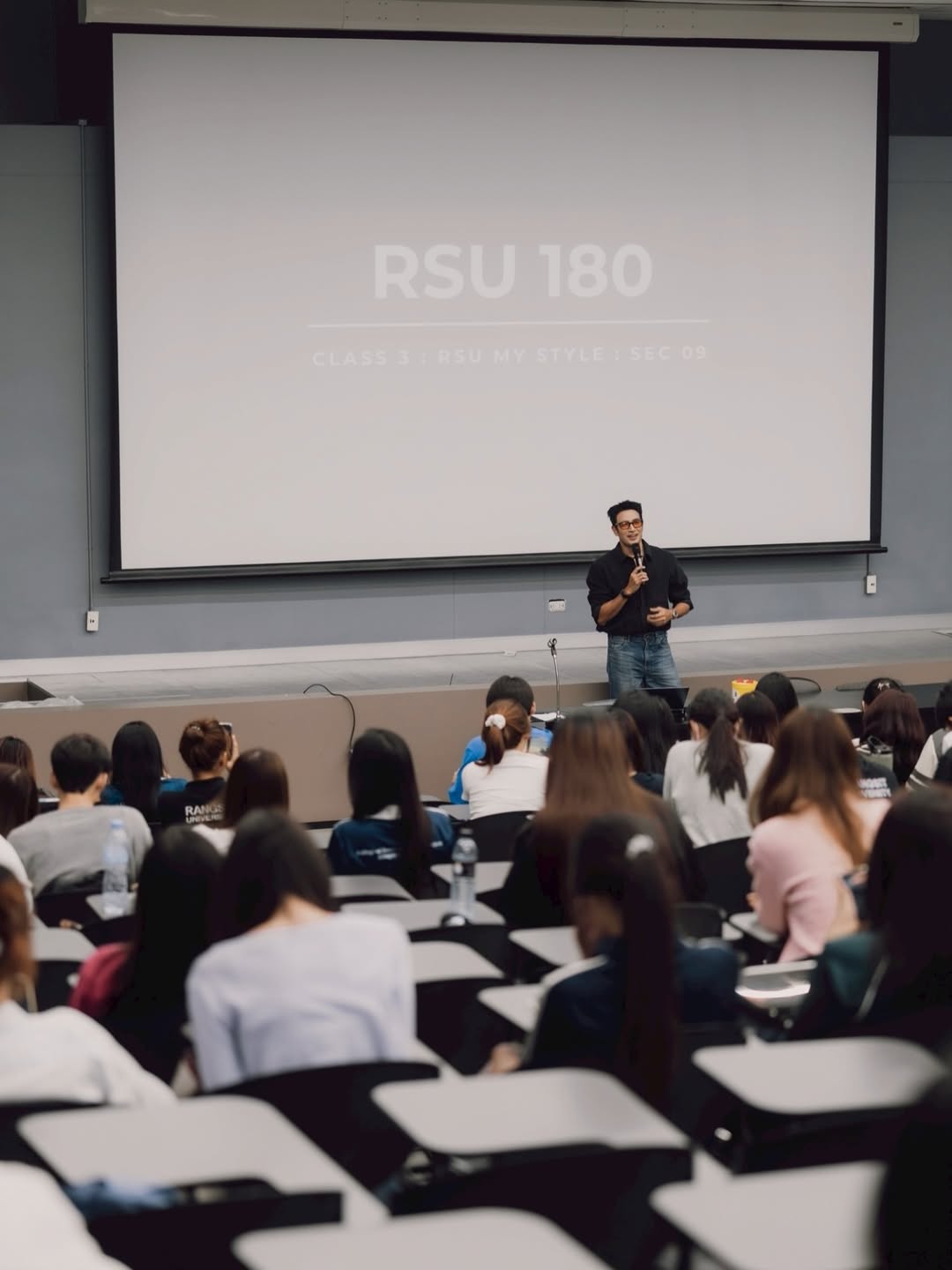 เกรท วรินทร กับบทบาทใหม่ ที่ไม่ใช่ดารา-เจ้าของร้านทอง ทำสาว ๆ มองตาไม่กระพริบ-3