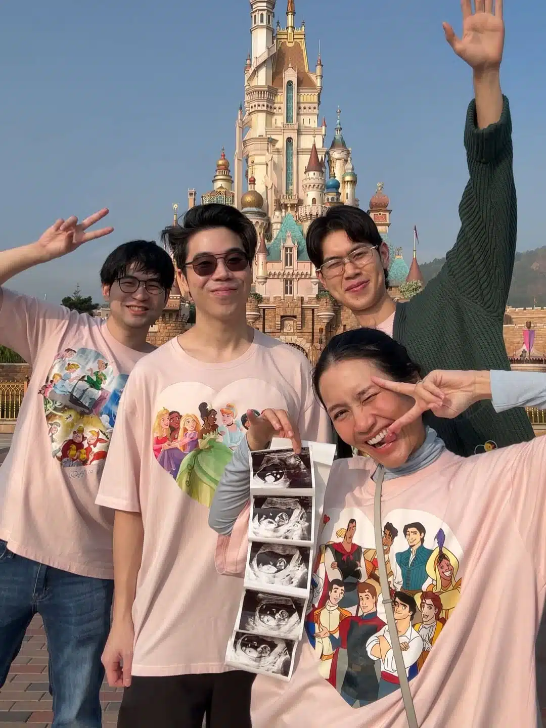 อูน ชนิสรา และเพื่อนเที่ยวดิสนีย์แลนด์ฮ่องกง-2