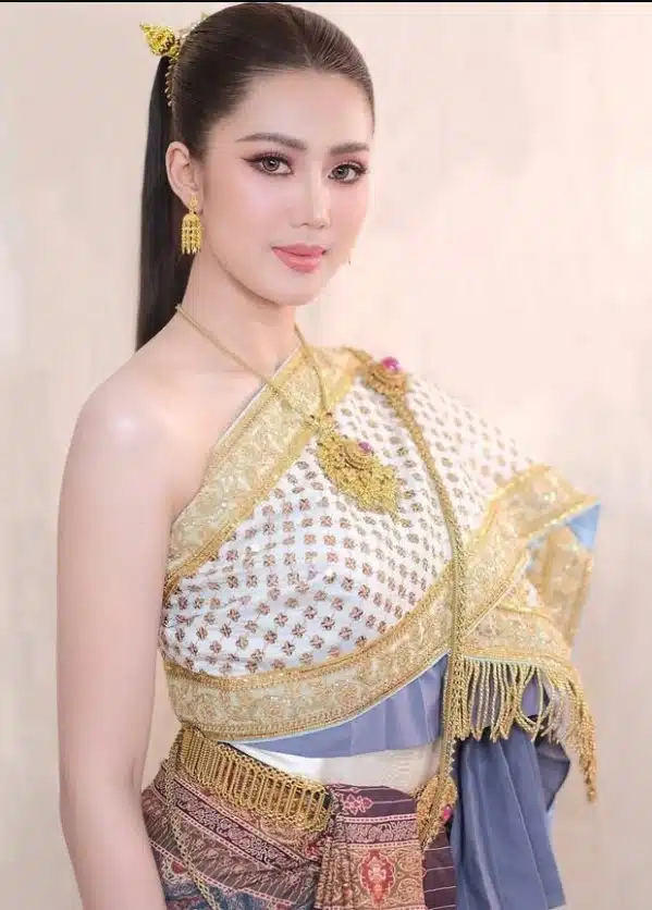 ภาพมายมิ้นต์ขณะเดินบนรันเวย์แฟชั่นโชว์ สะท้อนประสบการณ์การทำงานในวงการบันเทิงก่อนคว้ามงกุฎ