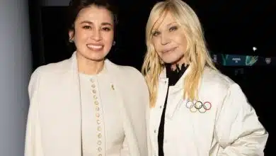 พระราชินี ทรงฉายกับ โดนาเทลลา เวอร์ซาเช่ ดีไซเนอร์และผู้นำแฟชั่นระดับโลกชาวอิตาลี