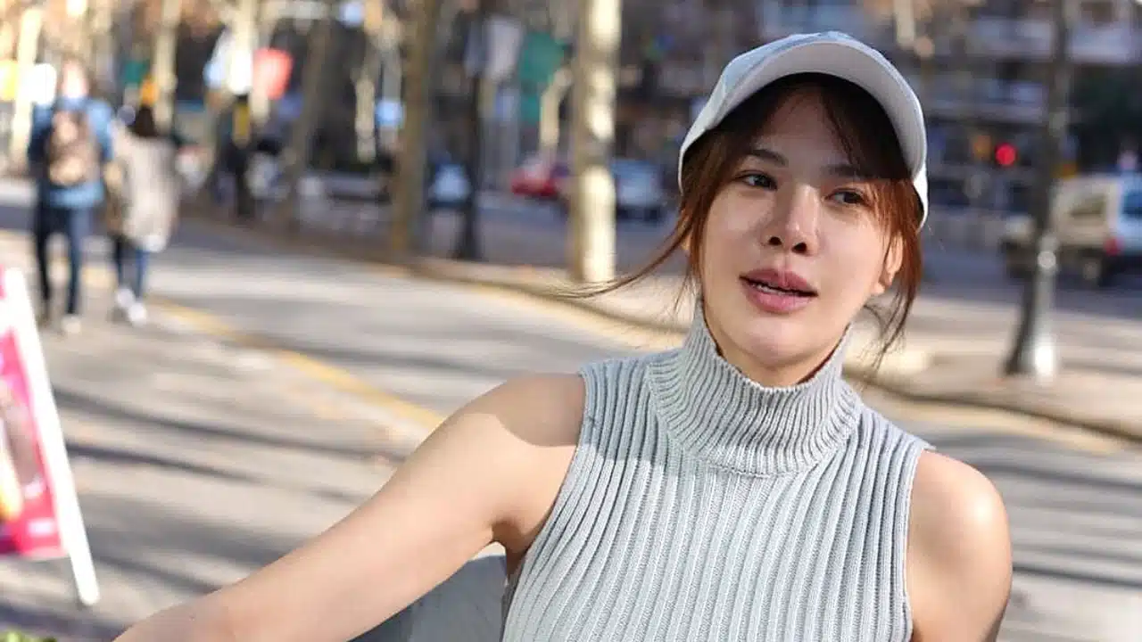 โบวี่ อัฐมา เผยแม่คือเจ้ากรรมนายเวร เคยทำให้เป็นทุกข์ แก้กรรมด้วยวิปัสสนาแบ่งบุญให้